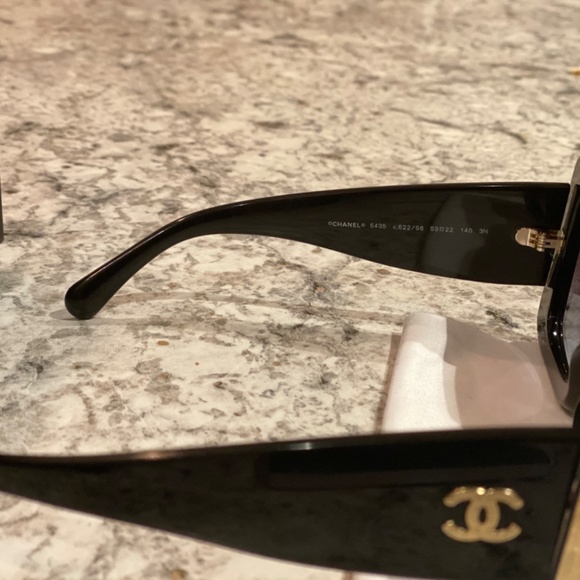 Authentic Chanel CH5435 black gold, grey gradient lens - Picture 5 of 7